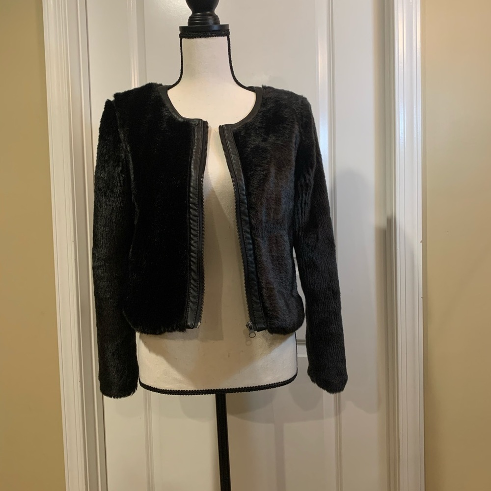 Capulet Women’s Vegan Fur Leather Trim Jacket XS